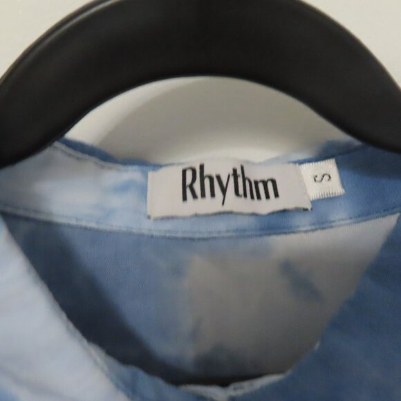 Rhythm Blue Tie Dye Shirt and Skirt Set in excellent condition - Picture 3 of 4